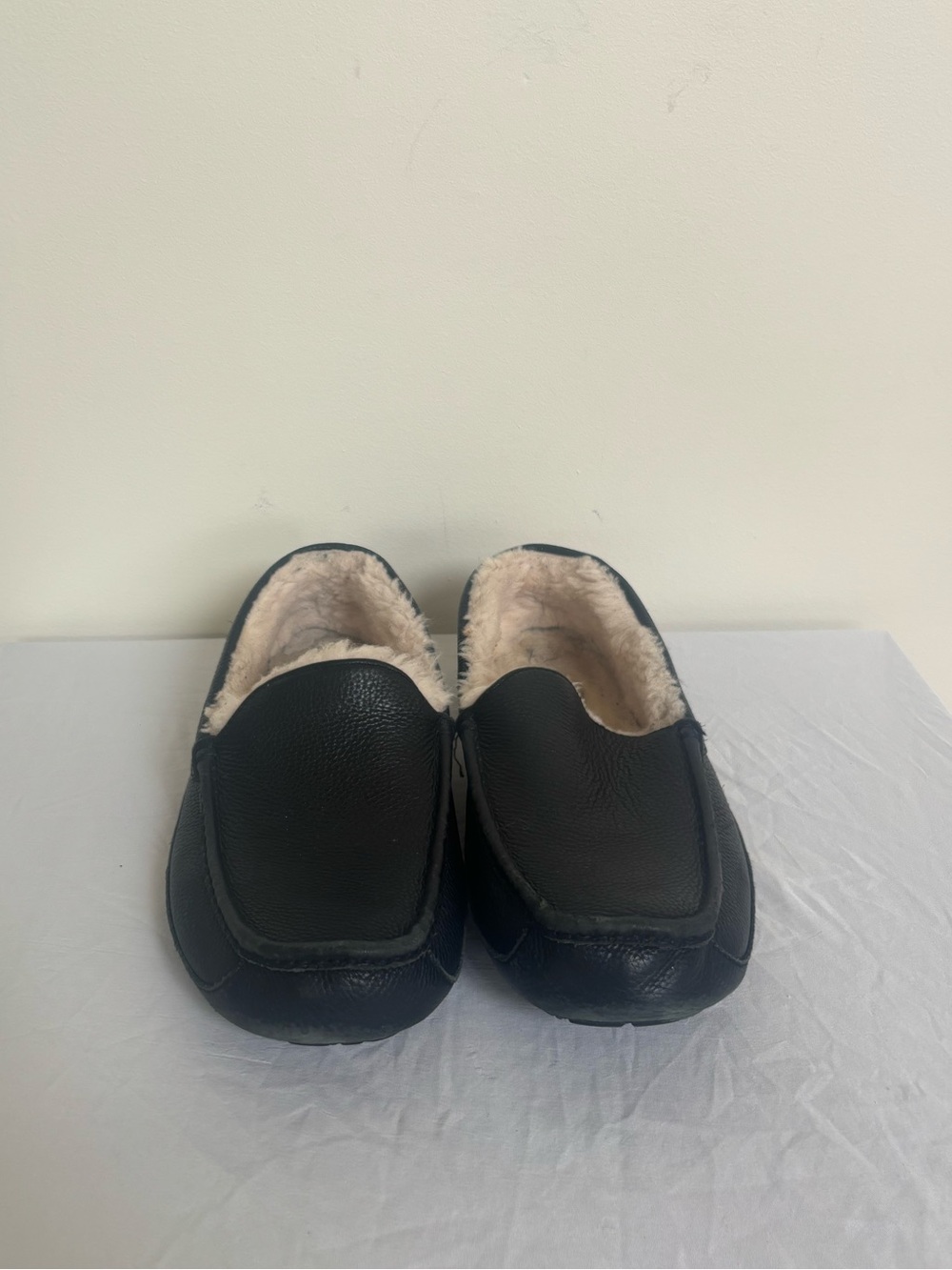 UGG Mens Ascot Leather Slippers Black Sz 13 Mens Eu47